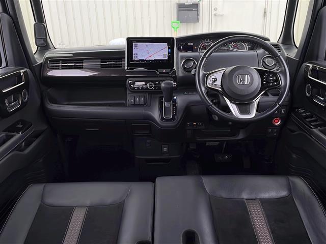 Ｎ－ＢＯＸカスタム Ｇ・Ｌターボホンダセンシング　４ＷＤ／禁煙車／ホンダセンシング／純正ナビ／バックカメラ／ビルトインＥＴＣ／前方ドライブレコーダー／オートエアコン／ミラーヒーター／前席シートヒーター／革巻きステアリング／ＬＥＤヘッドライト（42枚目）