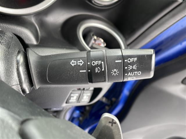 N-BOXカスタム G・ターボLパッケージ 4WD/純正ナビ/バックカメラ/ビルトインETC/純正ドライブレコーダー前方/両側パワースライドドア/オートエアコン/前席シートヒーター/ハーフレザーシート/革巻きステアリング/パドルシフト/クルコン(23枚目)