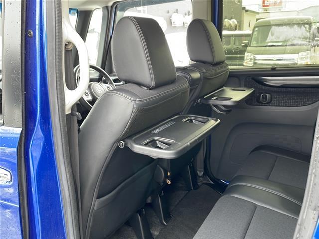 N-BOXカスタム G・ターボLパッケージ 4WD/純正ナビ/バックカメラ/ビルトインETC/純正ドライブレコーダー前方/両側パワースライドドア/オートエアコン/前席シートヒーター/ハーフレザーシート/革巻きステアリング/パドルシフト/クルコン(33枚目)