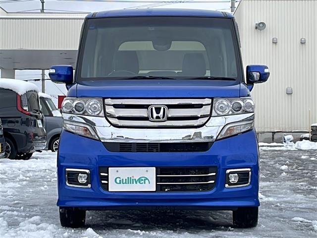 N-BOXカスタム G・ターボLパッケージ 4WD/純正ナビ/バックカメラ/ビルトインETC/純正ドライブレコーダー前方/両側パワースライドドア/オートエアコン/前席シートヒーター/ハーフレザーシート/革巻きステアリング/パドルシフト/クルコン(36枚目)
