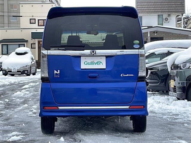N-BOXカスタム G・ターボLパッケージ 4WD/純正ナビ/バックカメラ/ビルトインETC/純正ドライブレコーダー前方/両側パワースライドドア/オートエアコン/前席シートヒーター/ハーフレザーシート/革巻きステアリング/パドルシフト/クルコン(37枚目)