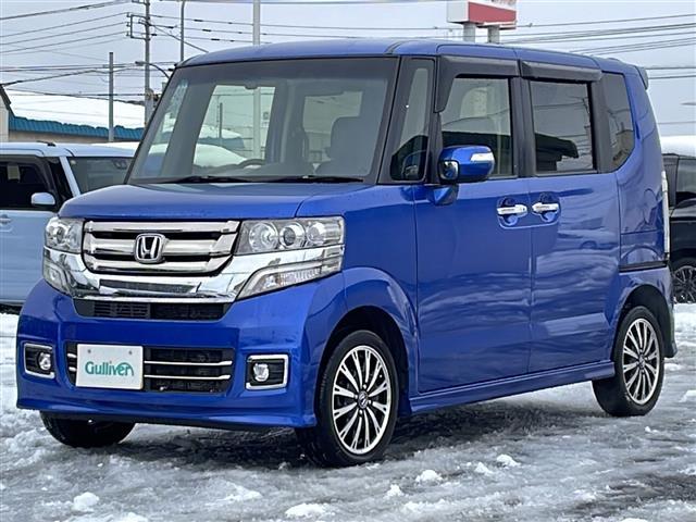 N-BOXカスタム G・ターボLパッケージ 4WD/純正ナビ/バックカメラ/ビルトインETC/純正ドライブレコーダー前方/両側パワースライドドア/オートエアコン/前席シートヒーター/ハーフレザーシート/革巻きステアリング/パドルシフト/クルコン(40枚目)