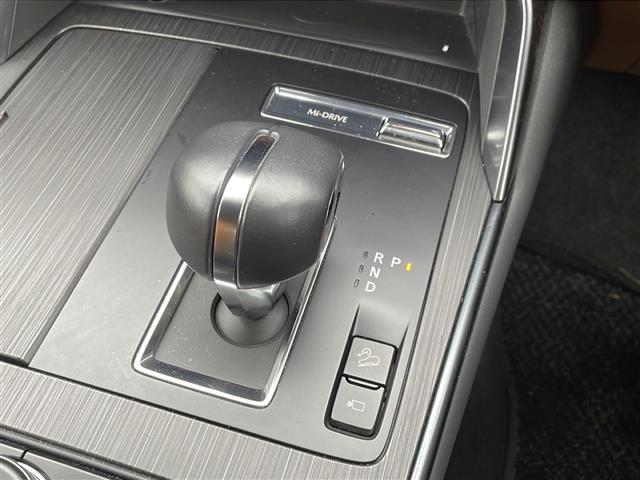 CX-60 XD-ハイブリッド プレミアムスポーツ ワンオーナー/BOSEサウンド/純正ナビ/全方位カメラ/サンルーフ/電動リアゲート/4WD/禁煙車/ビルトインETCイヤレス充電器//シートヒーター/エアシート/パワーシート/シートメモリ/LED(30枚目)