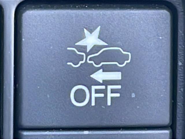 グレイス ハイブリッドＤＸ　寒冷地仕様／社外ナビ／バックカメラ／ミラーヒーター／オートライト／オートハイビーム／レーダークルーズコントロール／前後ドライブレコーダー／４ＷＤ／／ＥＴＣ／レーンキープアシスト／衝突軽減ブレーキ／取説（9枚目）