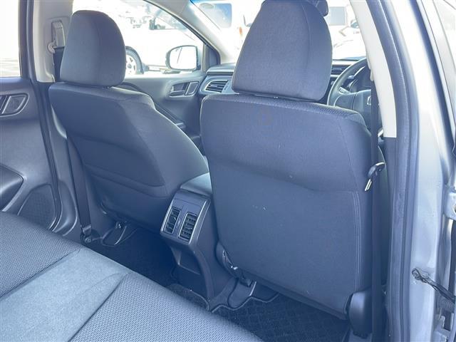 グレイス ハイブリッドＤＸ　寒冷地仕様／社外ナビ／バックカメラ／ミラーヒーター／オートライト／オートハイビーム／レーダークルーズコントロール／前後ドライブレコーダー／４ＷＤ／／ＥＴＣ／レーンキープアシスト／衝突軽減ブレーキ／取説（20枚目）