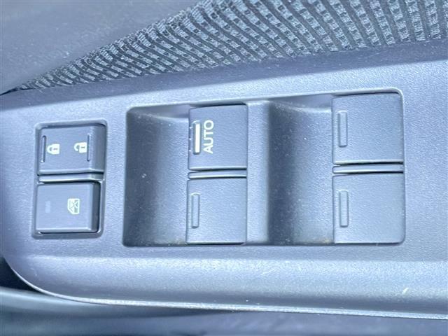 グレイス ハイブリッドＤＸ　寒冷地仕様／社外ナビ／バックカメラ／ミラーヒーター／オートライト／オートハイビーム／レーダークルーズコントロール／前後ドライブレコーダー／４ＷＤ／／ＥＴＣ／レーンキープアシスト／衝突軽減ブレーキ／取説（27枚目）