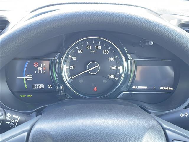 グレイス ハイブリッドＤＸ　寒冷地仕様／社外ナビ／バックカメラ／ミラーヒーター／オートライト／オートハイビーム／レーダークルーズコントロール／前後ドライブレコーダー／４ＷＤ／／ＥＴＣ／レーンキープアシスト／衝突軽減ブレーキ／取説（30枚目）