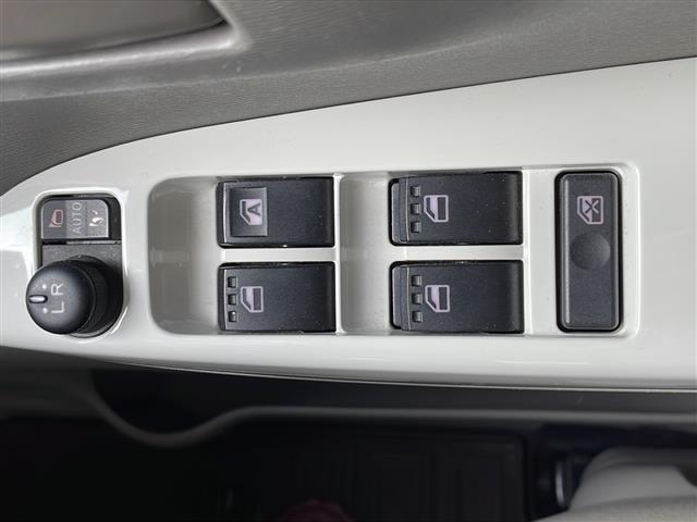 タント X ホワイトアクセントSAIII /4WD/禁煙/社外ナビ CD/BT/DVD/フルセグ/SD/USB/片側電動ドア/衝突軽減ブレーキ/横滑り防止/アイドリングストップ/運転席シートヒーター/オートライト(24枚目)