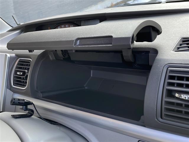 タント X ホワイトアクセントSAIII /4WD/禁煙/社外ナビ CD/BT/DVD/フルセグ/SD/USB/片側電動ドア/衝突軽減ブレーキ/横滑り防止/アイドリングストップ/運転席シートヒーター/オートライト(29枚目)