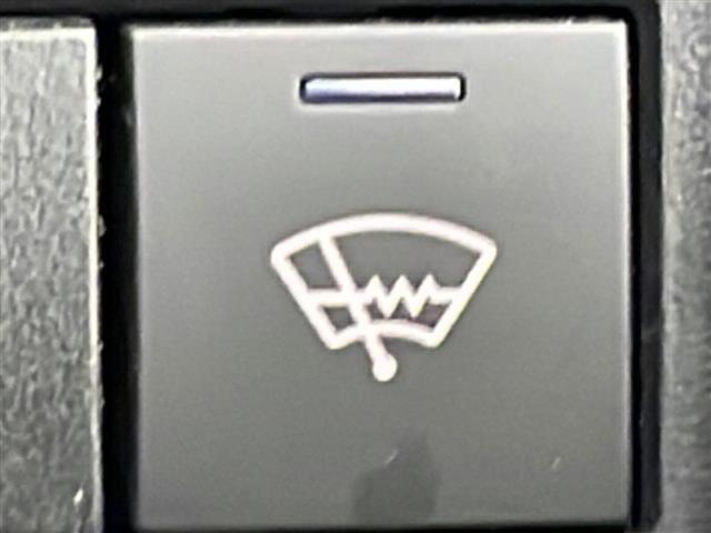 ライズ X /寒冷地仕様/社外ナビ CD/DVD/BT/SD/USB/フルセグ/バックカメラ/前席シートヒーター/オートライト/オートハイビーム/4WD/禁煙車/衝突軽減ブレーキ/アイドリングストップ(9枚目)