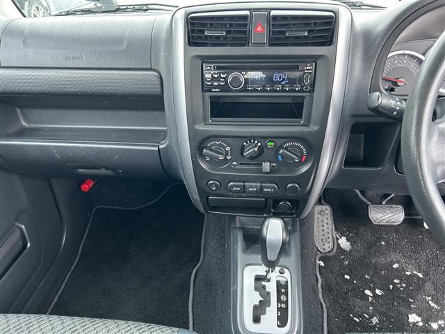 ジムニー XG ワンオーナー/社外オーディオ/CD/USB/AUX/4WD/純正フロアマット/キーレスキー/背面タイヤ/保証書/取扱説明書/ターボ/ライトレベライザー/ABS/パワーウィンドウ(6枚目)