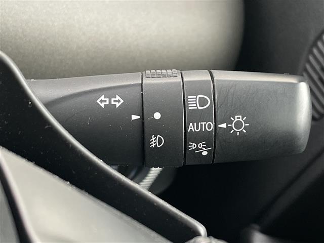 スペーシアギア ハイブリッドＸＺ　ターボ　／４ＷＤ／ワンオーナー／禁煙車／純正ナビ／前席シートヒーター／両側電動スライドドア／全方位カメラ／後方コーナーセンサー／デュアルセンサーブレーキサポートＩＩ／誤発進抑制機能／後方誤発進抑制機能／ＥＴＣ（32枚目）