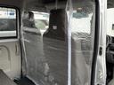 ＤＸ　セーフィティＰＫＧ　／４ＷＤ／禁煙車／オートライト／ドアバイザー／横滑り防止／衝突被害軽減システム／クリアランスソナー／冬タイヤ積み込み／純正フロアマット／パワーウィンドウ／ヘットライトレベライザー（16枚目）