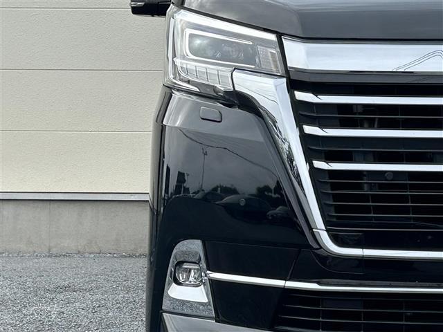 グランエース プレミアム 純正ディスプレイオーディオ(AM/FM/BT/Miracast)/全方位カメラ/ドラレコ/レーダークルーズコントロール/両側パワスラ/ETC/LED/レザーシート/シートヒーター/オットマン/純正AW(17枚目)