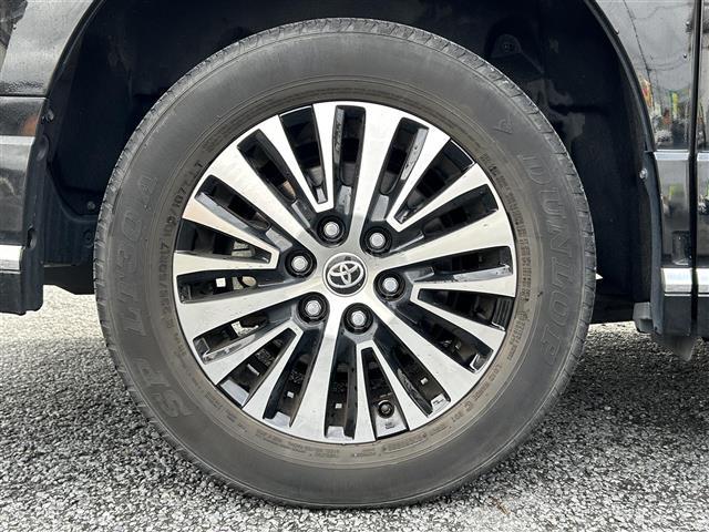 グランエース プレミアム 純正ディスプレイオーディオ(AM/FM/BT/Miracast)/全方位カメラ/ドラレコ/レーダークルーズコントロール/両側パワスラ/ETC/LED/レザーシート/シートヒーター/オットマン/純正AW(19枚目)