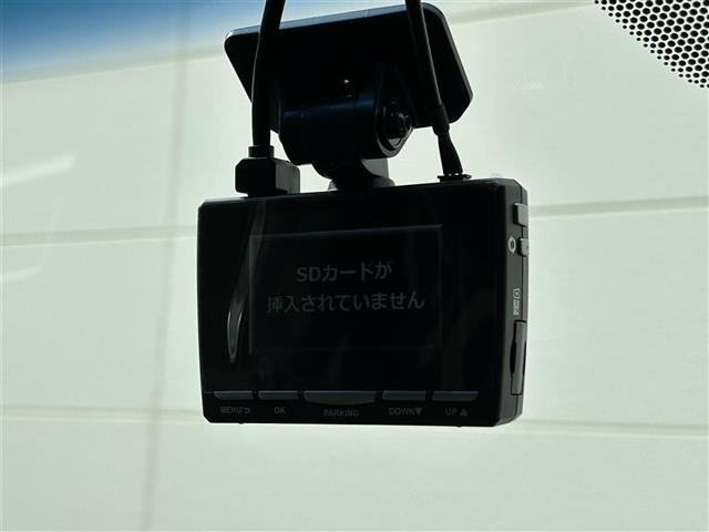 グランエース プレミアム 純正ディスプレイオーディオ(AM/FM/BT/Miracast)/全方位カメラ/ドラレコ/レーダークルーズコントロール/両側パワスラ/ETC/LED/レザーシート/シートヒーター/オットマン/純正AW(28枚目)