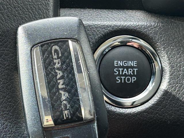 グランエース プレミアム 純正ディスプレイオーディオ(AM/FM/BT/Miracast)/全方位カメラ/ドラレコ/レーダークルーズコントロール/両側パワスラ/ETC/LED/レザーシート/シートヒーター/オットマン/純正AW(38枚目)