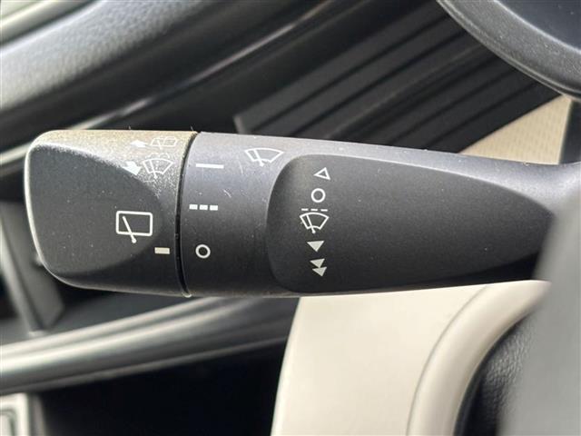 ムーヴ Xターボ SAII 純正メモリナビ(AM/FM/CD/DVD)/保証書/バックカメラ/ビルトインETC/前方ドライブレコーダー/プッシュスタート/純正フロアマット/純正アルミホイール/純正ドアバイザー(7枚目)