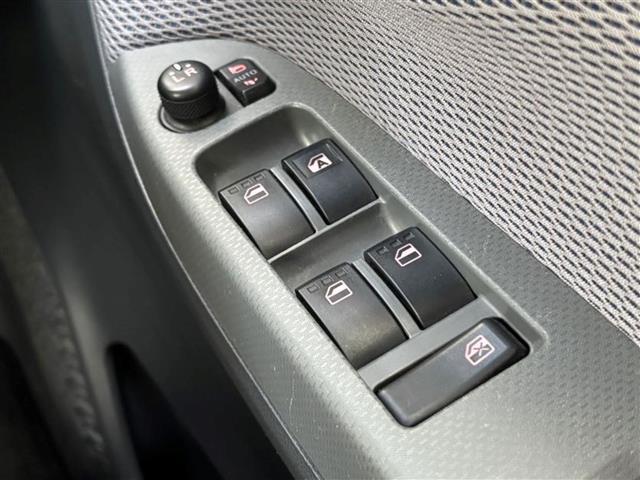 ムーヴ Xターボ SAII 純正メモリナビ(AM/FM/CD/DVD)/保証書/バックカメラ/ビルトインETC/前方ドライブレコーダー/プッシュスタート/純正フロアマット/純正アルミホイール/純正ドアバイザー(36枚目)