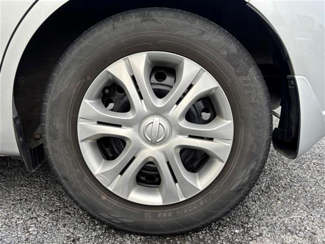 ノート Ｘ　Ｖセレクション＋セーフティＩＩ　純正ＳＤナビ（ＣＤ／ＤＶＤ／ＢＴ／ｉＰｏｄ／ＡＵＸ）／前方ドライブレコーダー／ビルトインＥＴＣ／ワンセグＴＶ／ミュージックサーバー＆プレイヤー接続／前後コーナーセンサー／Ｗエアバック／レーンキープアシ（20枚目）