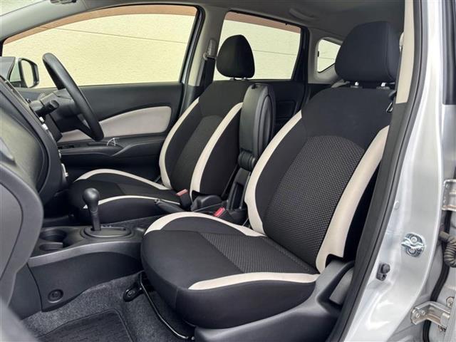 ノート Ｘ　Ｖセレクション＋セーフティＩＩ　純正ＳＤナビ（ＣＤ／ＤＶＤ／ＢＴ／ｉＰｏｄ／ＡＵＸ）／前方ドライブレコーダー／ビルトインＥＴＣ／ワンセグＴＶ／ミュージックサーバー＆プレイヤー接続／前後コーナーセンサー／Ｗエアバック／レーンキープアシ（23枚目）