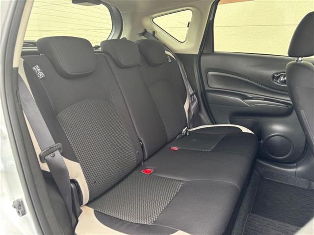 ノート Ｘ　Ｖセレクション＋セーフティＩＩ　純正ＳＤナビ（ＣＤ／ＤＶＤ／ＢＴ／ｉＰｏｄ／ＡＵＸ）／前方ドライブレコーダー／ビルトインＥＴＣ／ワンセグＴＶ／ミュージックサーバー＆プレイヤー接続／前後コーナーセンサー／Ｗエアバック／レーンキープアシ（24枚目）