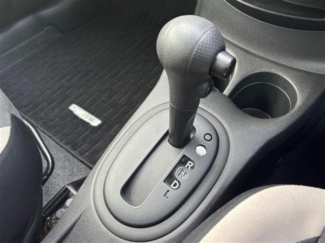 ノート Ｘ　Ｖセレクション＋セーフティＩＩ　純正ＳＤナビ（ＣＤ／ＤＶＤ／ＢＴ／ｉＰｏｄ／ＡＵＸ）／前方ドライブレコーダー／ビルトインＥＴＣ／ワンセグＴＶ／ミュージックサーバー＆プレイヤー接続／前後コーナーセンサー／Ｗエアバック／レーンキープアシ（28枚目）