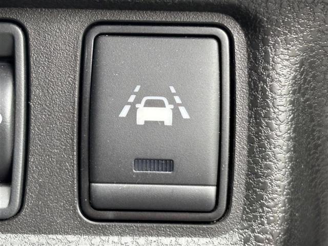 ノート Ｘ　Ｖセレクション＋セーフティＩＩ　純正ＳＤナビ（ＣＤ／ＤＶＤ／ＢＴ／ｉＰｏｄ／ＡＵＸ）／前方ドライブレコーダー／ビルトインＥＴＣ／ワンセグＴＶ／ミュージックサーバー＆プレイヤー接続／前後コーナーセンサー／Ｗエアバック／レーンキープアシ（32枚目）