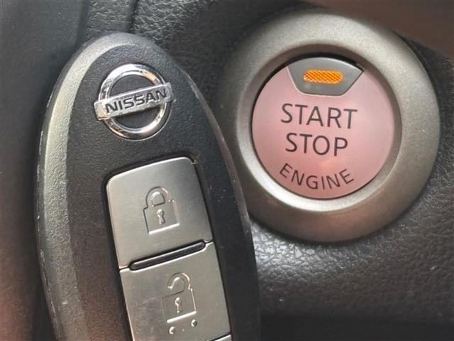 ノート Ｘ　Ｖセレクション＋セーフティＩＩ　純正ＳＤナビ（ＣＤ／ＤＶＤ／ＢＴ／ｉＰｏｄ／ＡＵＸ）／前方ドライブレコーダー／ビルトインＥＴＣ／ワンセグＴＶ／ミュージックサーバー＆プレイヤー接続／前後コーナーセンサー／Ｗエアバック／レーンキープアシ（36枚目）