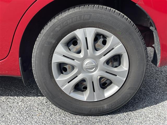 ノート ｅ－パワー　Ｘ　純正ナビ（ＴＶ／Ｂｌｕｅｔｏｏｔｈ／ＣＤ／ＤＶＤ）／全方位カメラ／前方ドライブレコーダー／ＥＴＣ／コーナーセンサー／衝突軽減防止装置／横滑り防止装置／パーキングセンサー／純正フロアマット／スペアキー（21枚目）