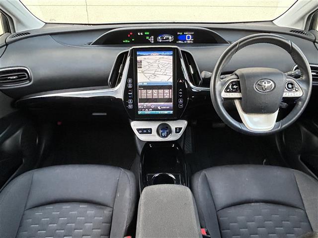 プリウスＰＨＶ Ａレザーパッケージ　ワンオーナー／保証書／オプション１７インチ純正アルミホイール／ブラインドスポットモニター／パーキングアシスト／ステアリングヒーター／ＤＮ席シートヒーター／純正ナビ（ＡＭ／ＦＭ／Ｂｌｕｅｔｏｏｔｈ／ＴＶ（42枚目）