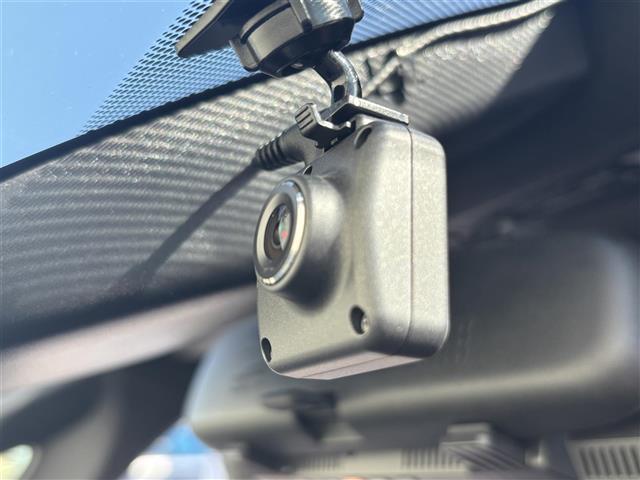 ヴォクシー S-Z 純正メモリナビ(CD/DVD/USB/HDMI/Bluetooth/フルセグ)/バックカメラ/前後ドライブレコーダー/追従型クルーズコントロール/両側スライドドア/ETC2.0/シートヒーター/LED(6枚目)