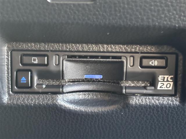 ヴォクシー S-Z 純正メモリナビ(CD/DVD/USB/HDMI/Bluetooth/フルセグ)/バックカメラ/前後ドライブレコーダー/追従型クルーズコントロール/両側スライドドア/ETC2.0/シートヒーター/LED(30枚目)