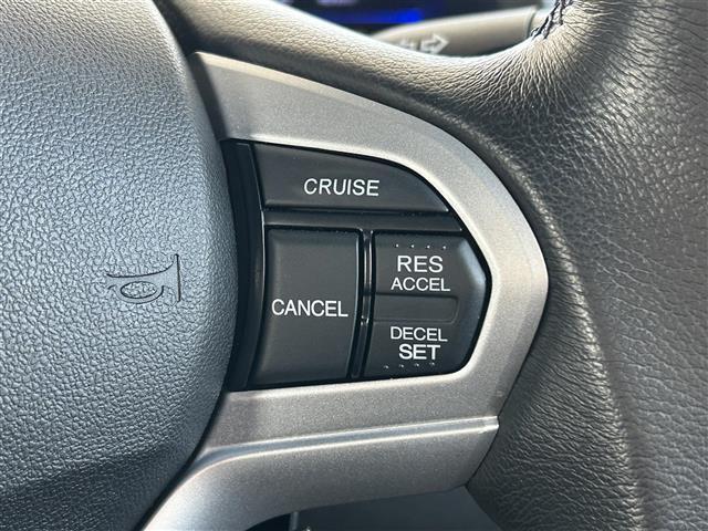 �y�N���[�Y�R���g���[���z�������H�⎩���Ԑ�p���H�𑖍s���Ƀh���C�o�[���ݒ肵�����x�ŁA�A�N�Z���y�_���𓥂܂Ȃ��Ă��A���̎ԑ��ő��s���Ă���܂��I