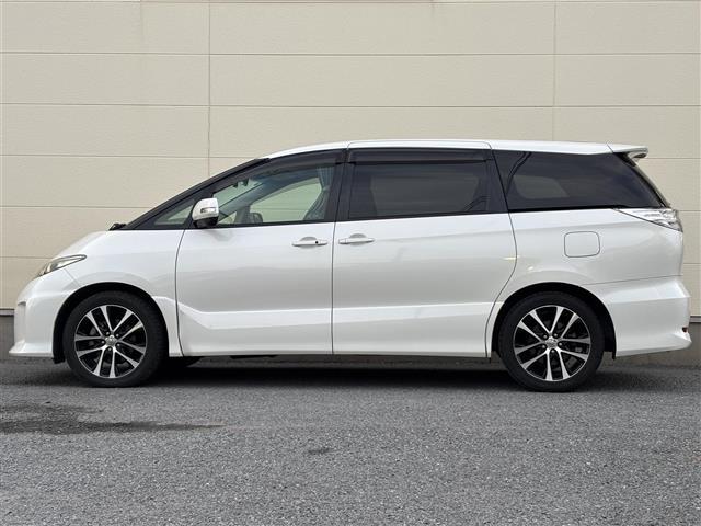 店舗にて現車の確認もいただけますので、お電話で在庫のご確認の上是非ご来店くださいませ。