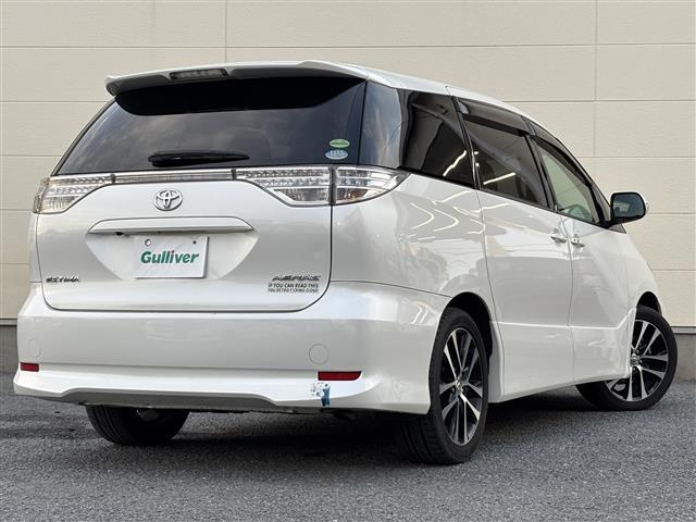 店舗にて現車の確認もいただけますので、お電話で在庫のご確認の上是非ご来店くださいませ。