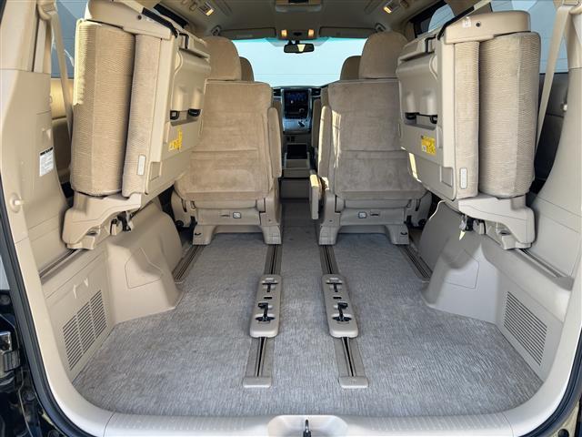 アルファード 240G 社外ナビ(FM/AM/CD/DVD/TV/Bluetooth) バックカメラ フリップダウンモニター クルーズコントロール パワーシート(D/N席) ETC オットマン(N席/2列目) 純正AW(27枚目)