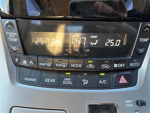 アルファード 240G 社外ナビ(FM/AM/CD/DVD/TV/Bluetooth) バックカメラ フリップダウンモニター クルーズコントロール パワーシート(D/N席) ETC オットマン(N席/2列目) 純正AW(30枚目)