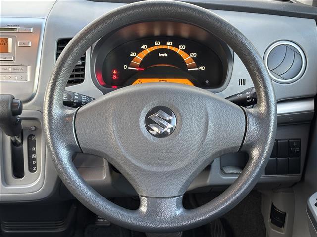 ワゴンR FTリミテッド 純正カーオーディオ(AM/FM/CD)/社外エアロ(フロント/サイド/リア/リアアンダー)/社外アルミホイール/ベンチシート/スマートキー/パワーステアリング/Wエアバック/社外フロアマット(5枚目)