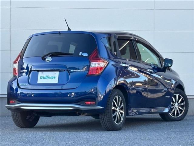 ノート ｅ－パワーオーテック　純正ナビ／フルセグＴＶアラウンドビューモニター／ドライブレコーダー／コーナーセンサー／ＥＴＣ／純正フロアマット／社外アルミホイール／プッシュスタート／ＬＥＤヘッドライト／クルーズコントロール（16枚目）