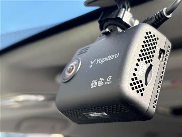 ノア ハイブリッドＺ　純正メモリナビ（ＡＭ／ＦＭ／ＣＤ／ＵＳＢ／フルセグ）／バックカメラ／前後ドライブレコーダー／追従型クルーズコントロール／両側パワースライドドア／後席モニタ－／ＥＴＣ２．０／ＬＥＤヘッドライト（5枚目）