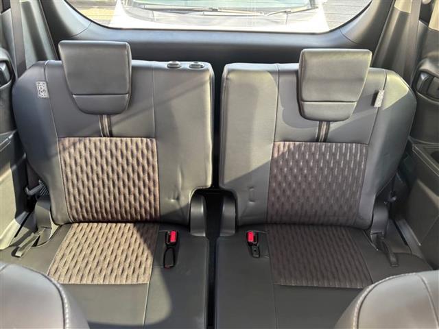 ノア ハイブリッドＺ　純正メモリナビ（ＡＭ／ＦＭ／ＣＤ／ＵＳＢ／フルセグ）／バックカメラ／前後ドライブレコーダー／追従型クルーズコントロール／両側パワースライドドア／後席モニタ－／ＥＴＣ２．０／ＬＥＤヘッドライト（26枚目）