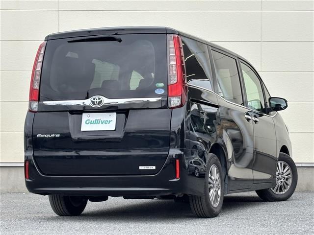 店舗にて現車の確認もいただけますので、お電話で在庫のご確認の上是非ご来店くださいませ。／／