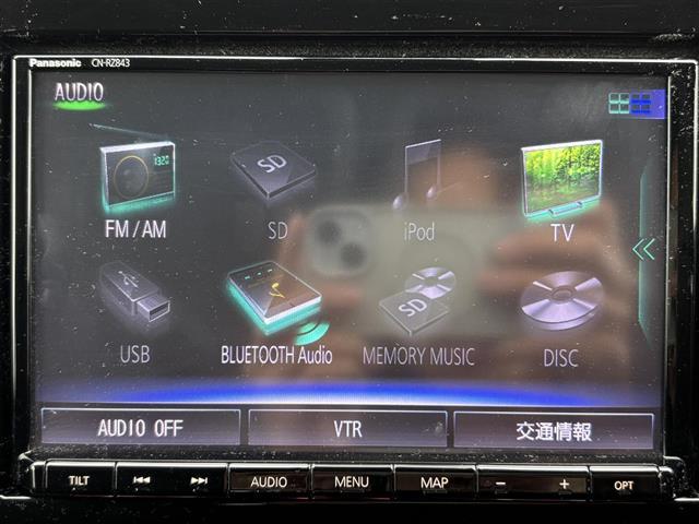 スイフトスポーツ ベースグレード　純正ナビ　（ＣＤ／ＤＶＤ／ＴＶ／Ｂｌｕｅｔｏｏｔｈ）／全方位カメラ／追従クルーズコントロール／前後ドライブレコーダー／シートヒーター／社外エアロ／パドルシフト／スペアキー（3枚目）