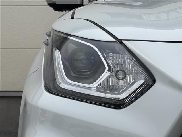 スイフトスポーツ ベースグレード　純正ナビ　（ＣＤ／ＤＶＤ／ＴＶ／Ｂｌｕｅｔｏｏｔｈ）／全方位カメラ／追従クルーズコントロール／前後ドライブレコーダー／シートヒーター／社外エアロ／パドルシフト／スペアキー（22枚目）