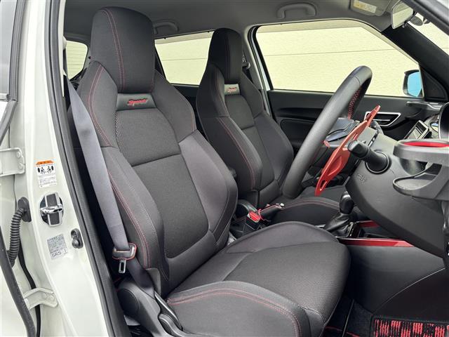 スイフトスポーツ ベースグレード　純正ナビ　（ＣＤ／ＤＶＤ／ＴＶ／Ｂｌｕｅｔｏｏｔｈ）／全方位カメラ／追従クルーズコントロール／前後ドライブレコーダー／シートヒーター／社外エアロ／パドルシフト／スペアキー（26枚目）