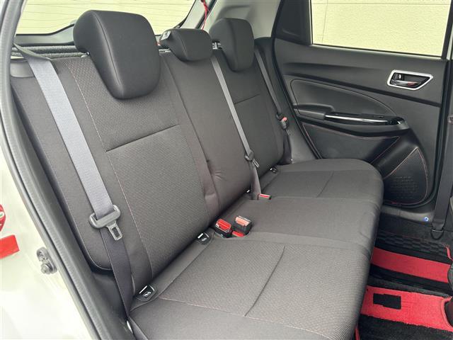 スイフトスポーツ ベースグレード　純正ナビ　（ＣＤ／ＤＶＤ／ＴＶ／Ｂｌｕｅｔｏｏｔｈ）／全方位カメラ／追従クルーズコントロール／前後ドライブレコーダー／シートヒーター／社外エアロ／パドルシフト／スペアキー（27枚目）