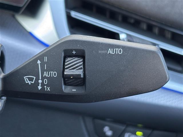 Ｘ２ ｘＤｒｉｖｅ　２０ｉ　Ｍスポーツ　純正ナビ／コネクティッドドライブ／全方位カメラ／ドライブレコーダー／ＥＴＣ／純正フロアマット／アンビエントライト／純正フロアマット／純正アルミホイール／電動リアゲート／ＬＥＤヘッドライト（9枚目）