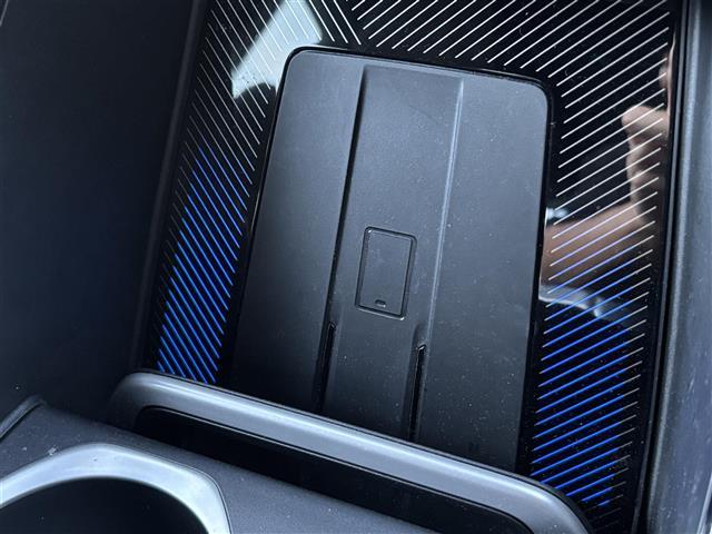 Ｘ２ ｘＤｒｉｖｅ　２０ｉ　Ｍスポーツ　純正ナビ／コネクティッドドライブ／全方位カメラ／ドライブレコーダー／ＥＴＣ／純正フロアマット／アンビエントライト／純正フロアマット／純正アルミホイール／電動リアゲート／ＬＥＤヘッドライト（33枚目）