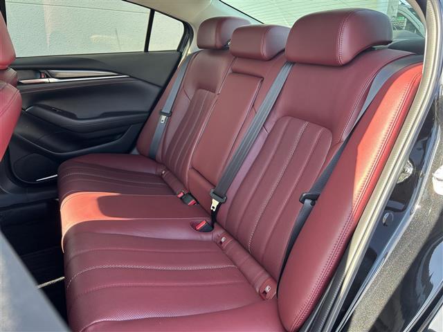 ＭＡＺＤＡ６セダン ＸＤ　ブラックトーンエディション　ブラックトーンエディション特別仕様車／純正ナビ（ＡＭ／ＦＭ／ＣＤ／ＤＶＤ／ＵＳＢ／ＡＵＸ／Ｂｌｕｅｔｏｏｔｈ／ＴＶ）／Ｂｏｓｅサウンド／全方位カメラ／前後ドライブレコーダー／追従型クルーズコントロール（27枚目）